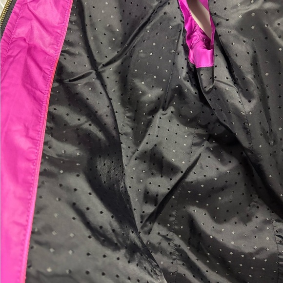 Juicy Couture Vest Fuchsia Purple Gold Zip Faux Fur Removable Hood Size Medium - Picture 8 of 10